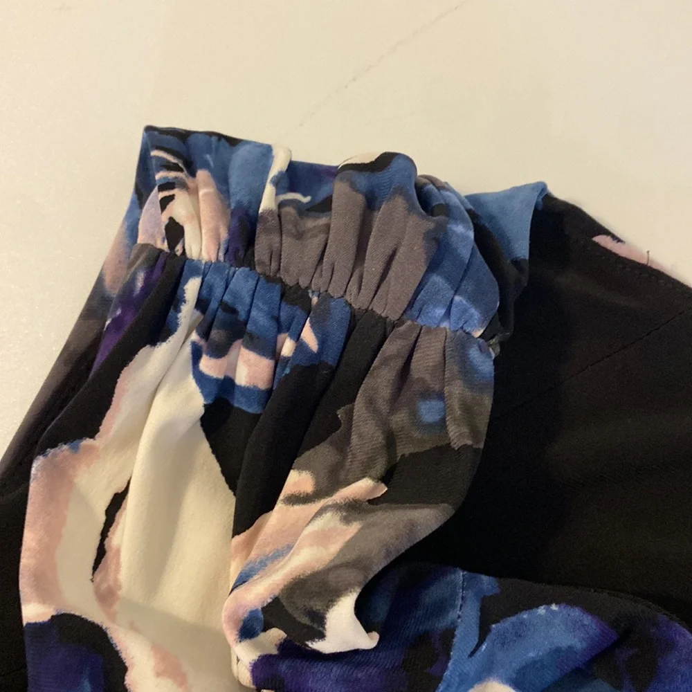 Lauren Ralph Lauren Navy Floral Cap-Sleeve Dress size 8 fully lined - Picture 12 of 12
